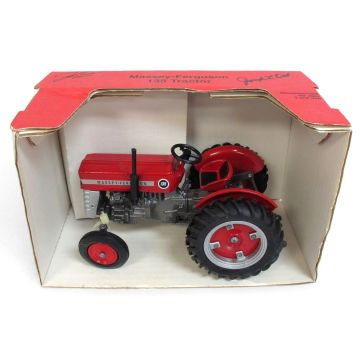 MF - 135 - Utility 1992 Dyersville Show - 1/16