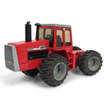 MF - 4900 - 4WD single wheels Cab - 1/32