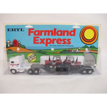 MF - Semi - 699 Mack Semi hauling set - 1/64
