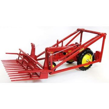 MH - 44 - NF Rubber tires, Farmhand hay loader 1st Edition - 1/16