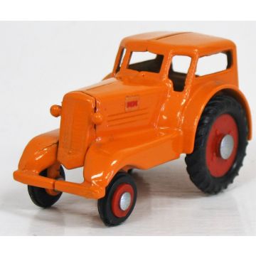 MM - UDLX - Comfort Tractor - 1/64