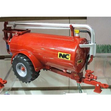 NC - 2100 - Slurry tanker, red, wide tires, transfer boom - 1/32