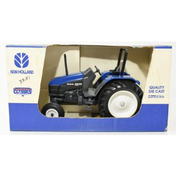 NH - 5635 - 2WD 2 post ROPS - 1/16