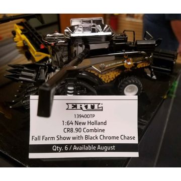 NH - CR8.90 - Combine 2018 Farm Show Edition chrome - 1/64