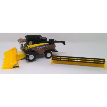 NH - CR9090 - Combine, 2 heads, 2013 Farm Show Edition, FFA Edition - 1/64