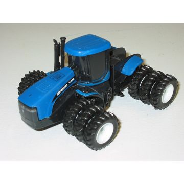 NH - TJ375 - 4WD 2001 Farm Progress Show - 1/64