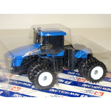 NH - TJ450 - 4WD flotation duals - 1/64