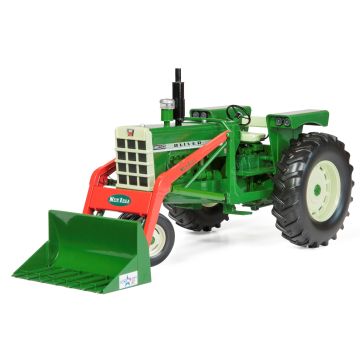 Oliver - 1800 - NF Gas with New Idea Loader 2015 Pork Expo - 1/16