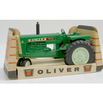 Oliver - 1850 - NF with or without fenders - 1/16