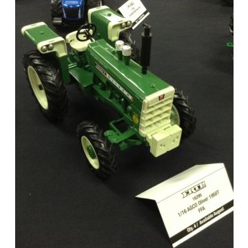 Oliver - 1950T - MFD Fender fuel tanks National FFA - 1/16