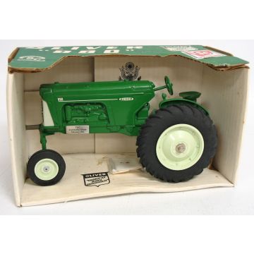 Oliver - 880 - WF, white rims, TSC Louisville Show Feb 1992, open front box - 1/16