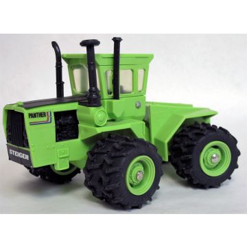 Steiger - Panther III - 4WD Duals green Toy Farmer Limited 1322 models - 1/32