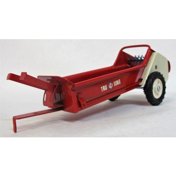 Tru-Scale -  - Spreader, red with white rims & white fenders - 1/16