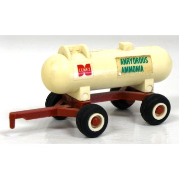 UB -  - Wagon Anhydrous Ammonia brown running gear - 1/64