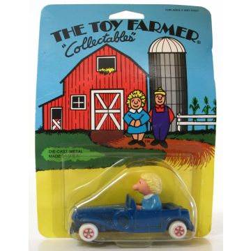 UB -  - Mildred in blue car Toy Farmer - 1/64