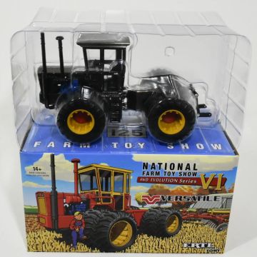 Versatile - 125 - 4WD, duals, 2023 NFTS, black chrome chaser - 1/32
