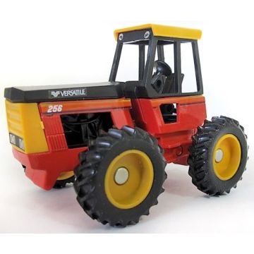 Versatile - 256 - Bi-directional, Gold cab, candy-striped, hitch, no levers First Ed - 1/32