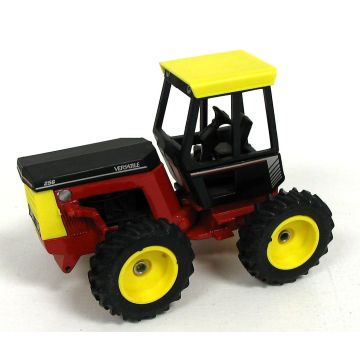 Versatile - 256 - Bi-directional, Gold cab, no hitch, both levers - 1/32