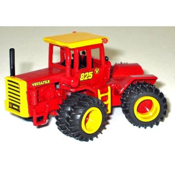 Versatile - 825 - 4WD duals card - 1/64