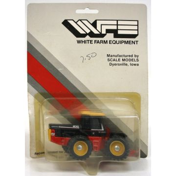 Versatile - 836 - 4WD duals, Versatile red and yellow, V on front, WFE Card - 1/64