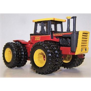 Versatile - 935 - 4WD duals 2011 National Farm Toy Show - 1/64