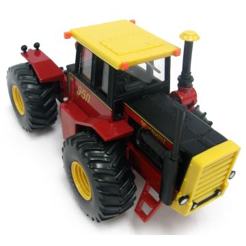 Versatile - 950 - 4WD single flotation tires - 1/32