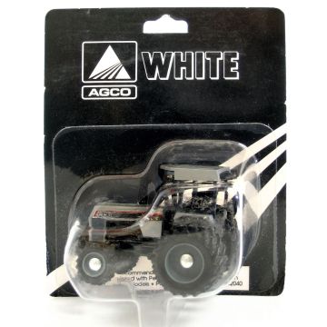 White - 145 - Workhorse, MFD duals black motor - 1/64