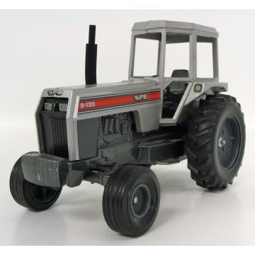 White - 2-135 - 2WD Cab dark gray rims, red stripe - 1/16