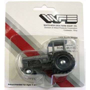 White - 2-155 - Field Boss 2WD duals silver stripe 10th Anniversary - 1/64