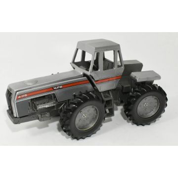 White - 4-175 - 4WD single wheels, red stripe - 1/16