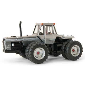 White - 4-210 - 4WD Duals silver stripe 2013 National Farm Toy Show - 1/32
