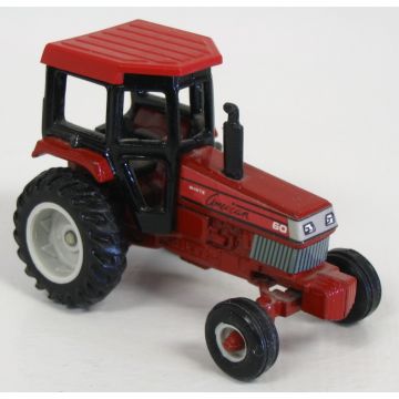 White - 60 - American 60, 2WD Cab Cockshutt red - 1/64