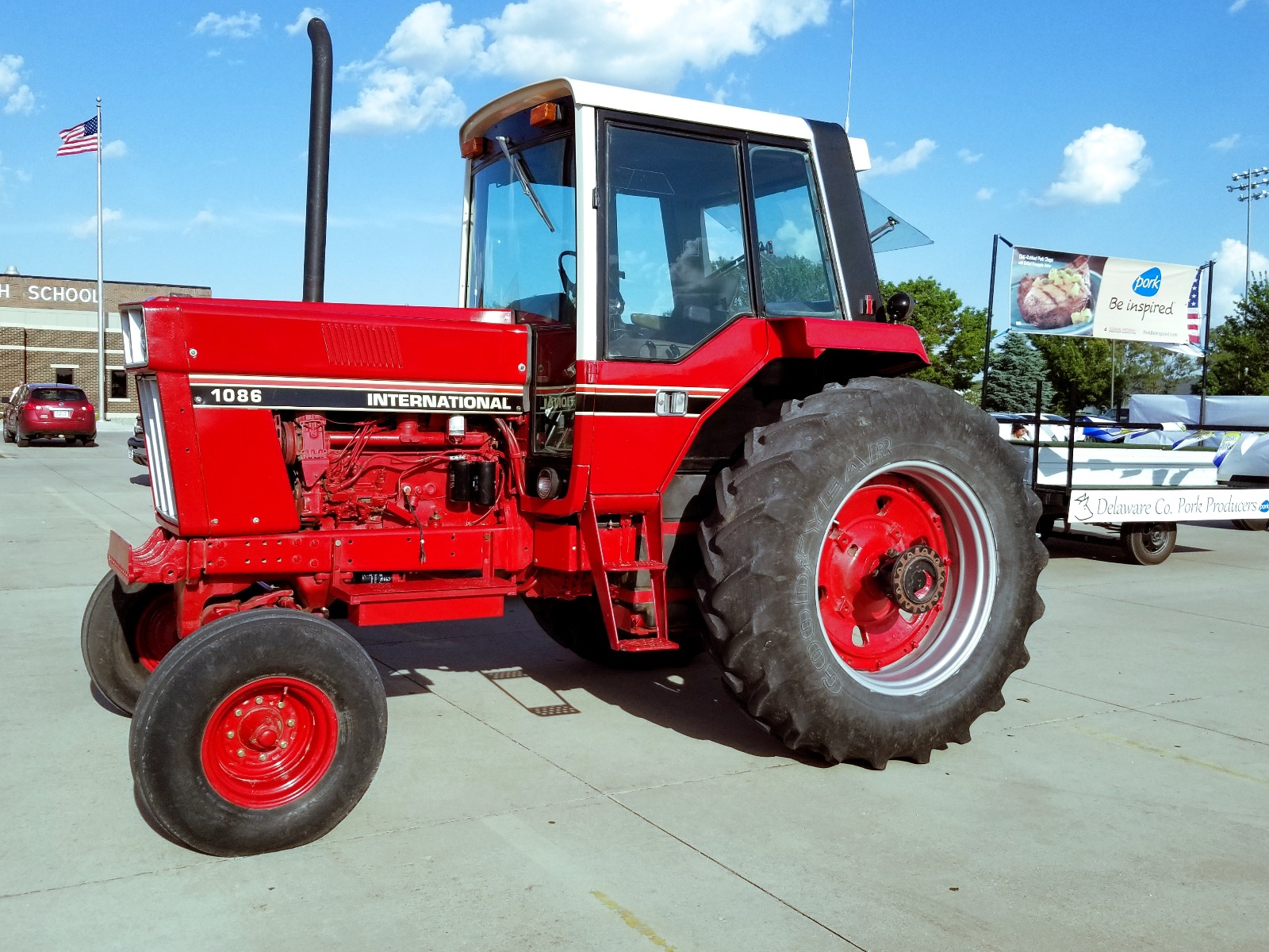 IH Tractor